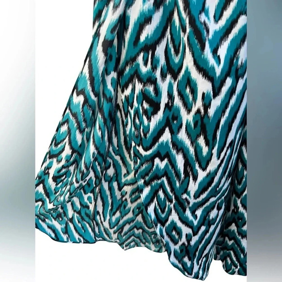 AVA & AIDEN Self-Tie Pants Size Small Teal Zebra Ikat Slit Hem Flare Leg New - Picture 6 of 7